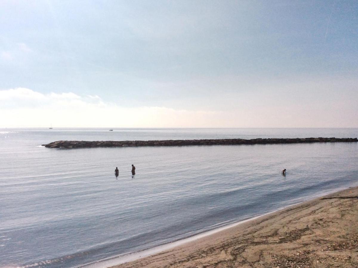 Apartment Blue Moon By Interhome Santo Stefano al Mare Luaran gambar